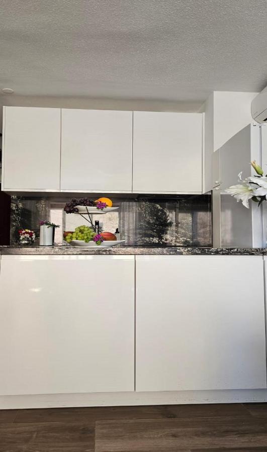 Moderno Apartamento Con Vistas Al Mar كاليبي المظهر الخارجي الصورة